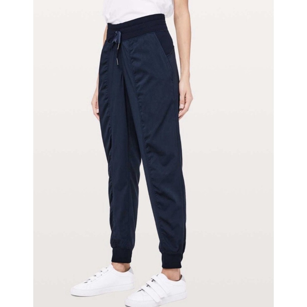 Lululemon Dance Studio Jogger 29" True Navy Womens Size 8 Swift Pants Excellent